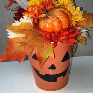 Halloween Flower Arrangement